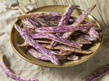 Load image into Gallery viewer, 25 Organic Dragons Tongue Bush Bean Vegetable Seeds
